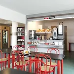 Hotel Angers 2