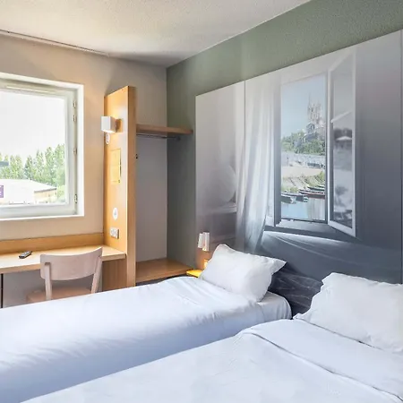 B&B Hotel Angers 2 Universite Beaucouze