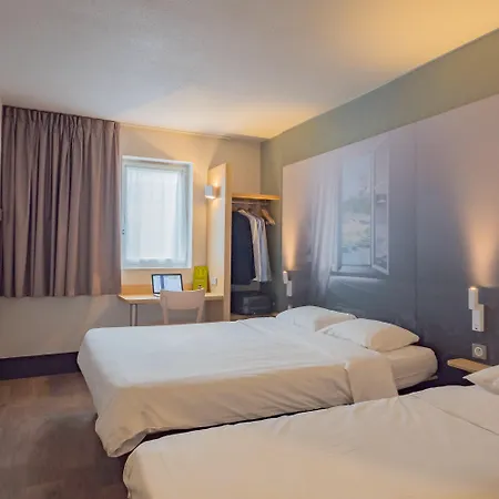 Angers 2 Universite 酒店 2*