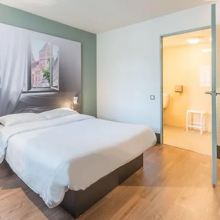B&B Hotel Angers 2 Universite Hotel