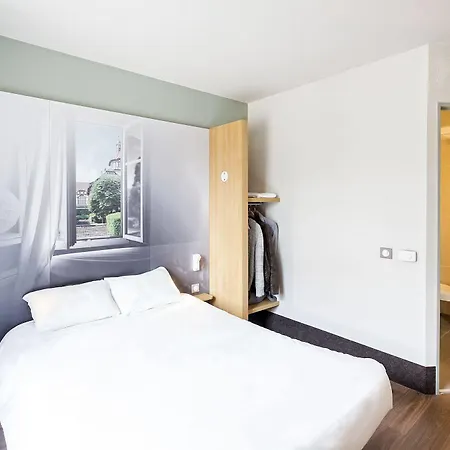 B&B Hotel Angers 2 Universite Hotel Beaucouze