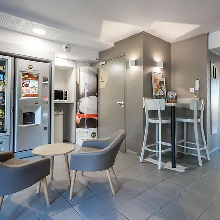Angers 2 Universite Hotel