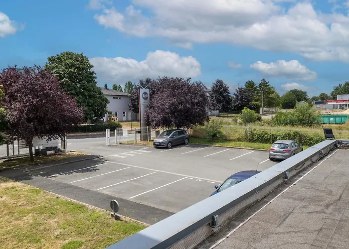 Angers 2 Universite 2*