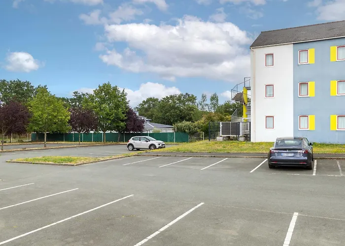 Angers 2 Universite Hotel