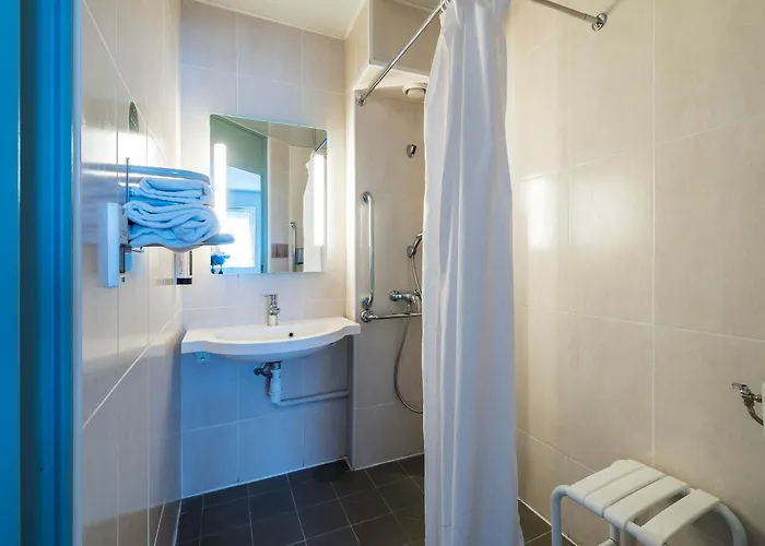 Angers 2 Universite Hotel 2*