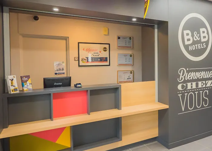 호텔 Angers 2 Universite 2*