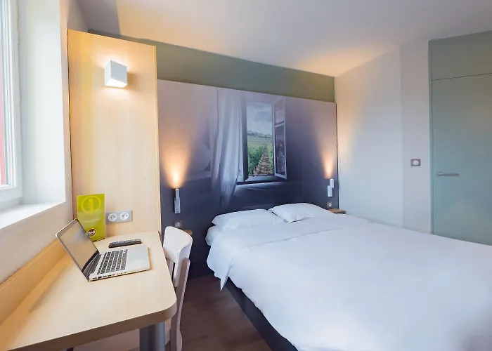 Hotel Angers 2 Universite