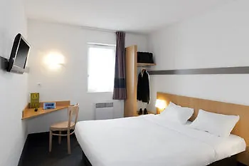 Angers 2 Universite Hotel