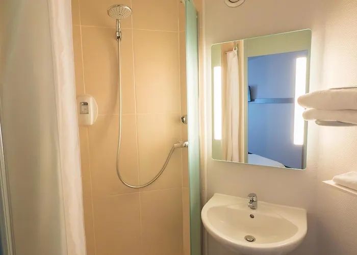 Angers 2 Universite Hotel Beaucouzé